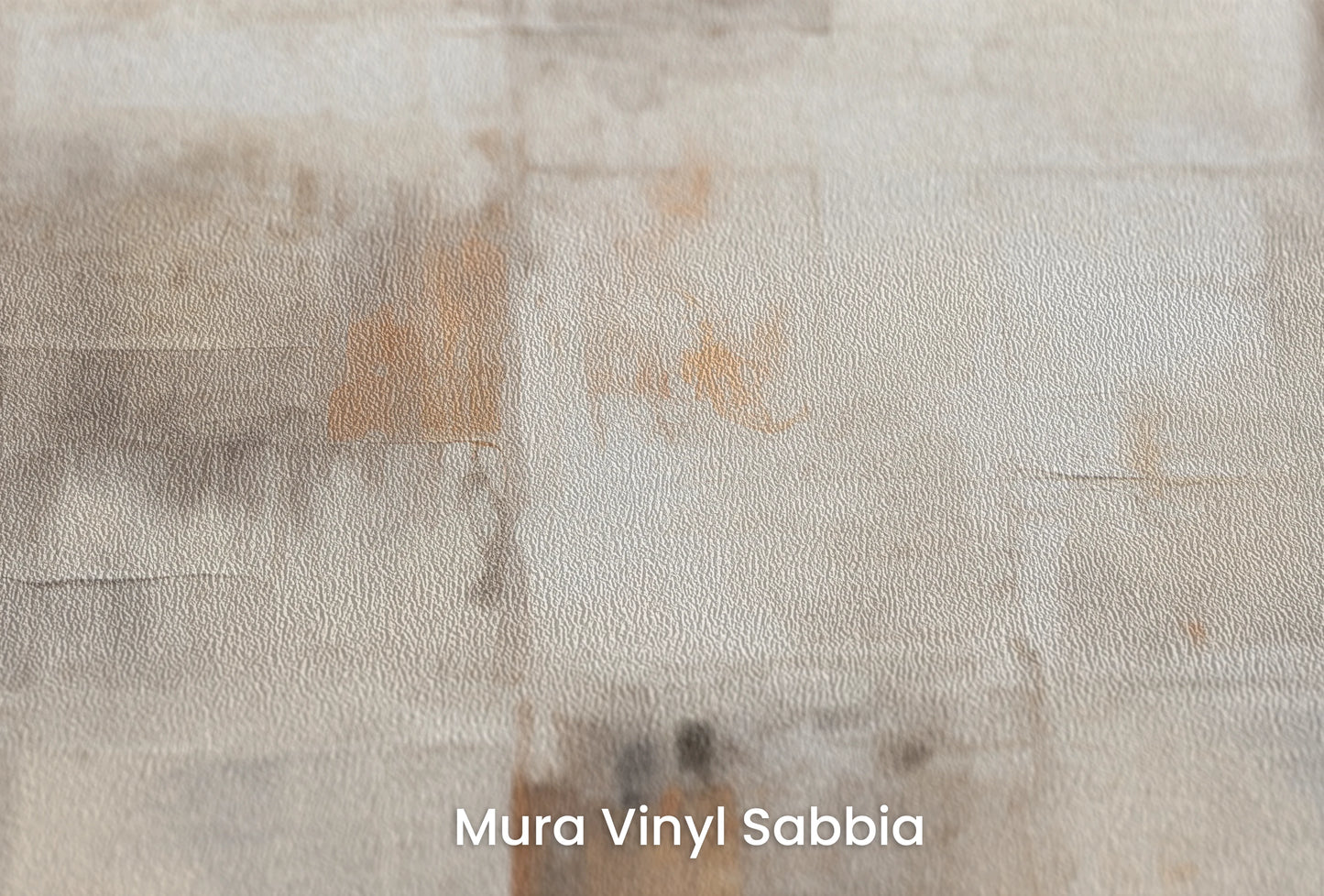 Zbliżenie na artystyczną fototapetę o nazwie Abstract Layers #2 na podłożu Mura Vinyl Sabbia struktura grubego ziarna piasku.