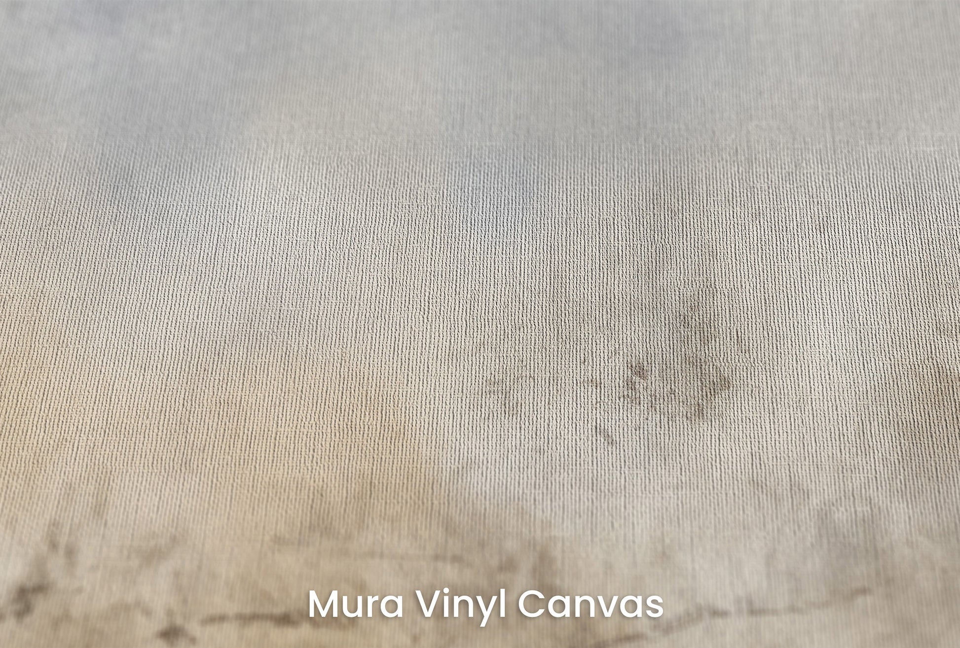 Zbliżenie na artystyczną fototapetę o nazwie ANCIENT ECHOES CANVAS na podłożu Mura Vinyl Canvas - faktura naturalnego płótna.