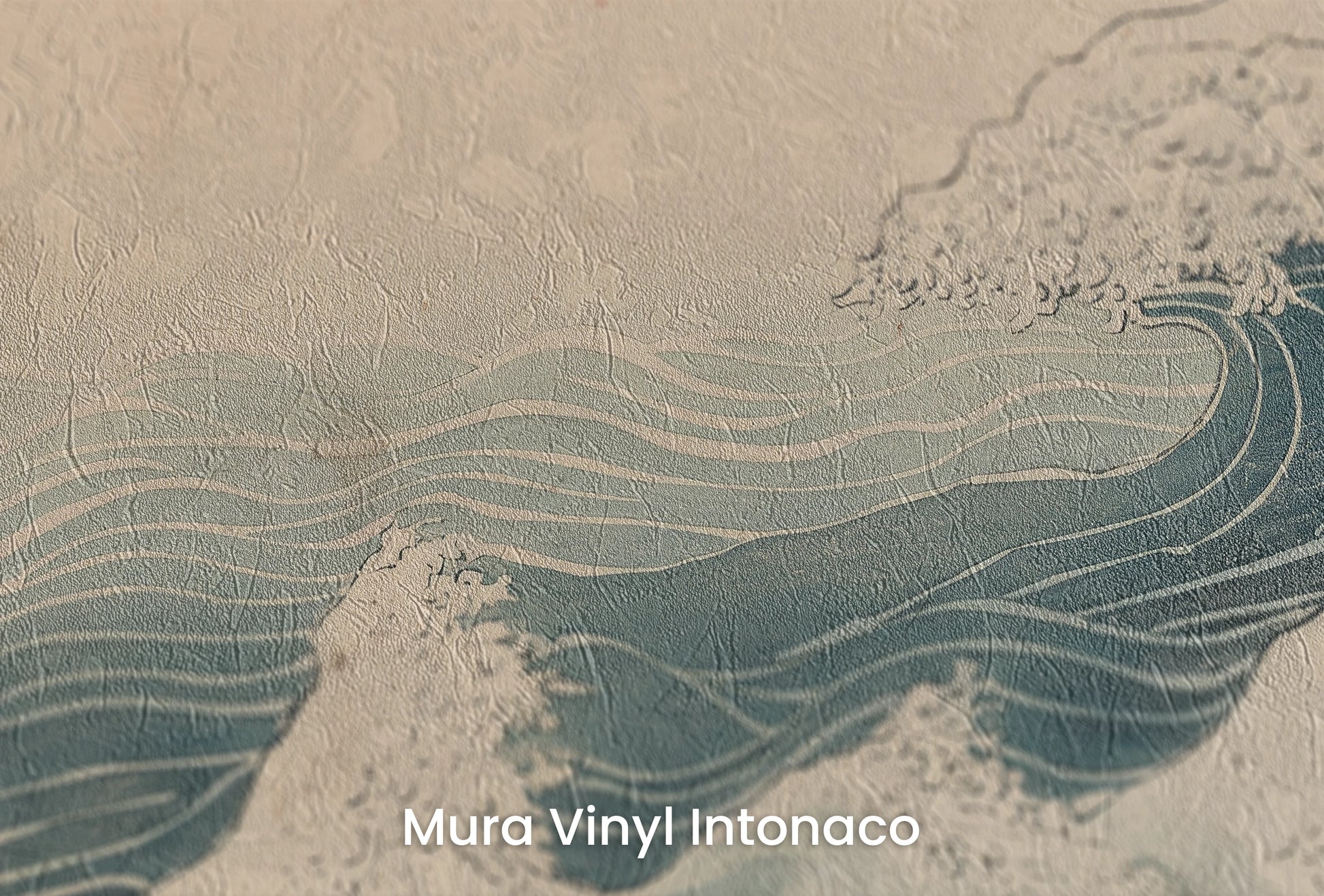 Zbliżenie na artystyczną fototapetę o nazwie Crimson Wave na podłożu Mura Vinyl Intonaco - struktura tartego tynku.