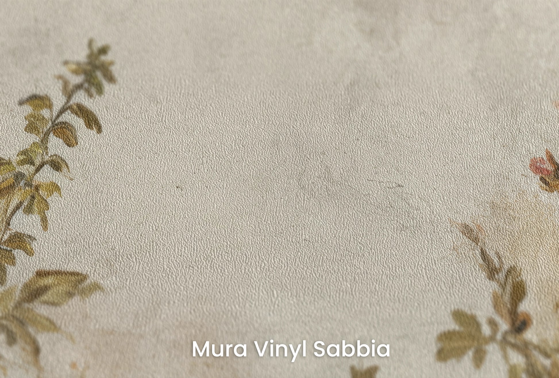 Zbliżenie na artystyczną fototapetę o nazwie Vintage Rose Garden na podłożu Mura Vinyl Sabbia struktura grubego ziarna piasku.
