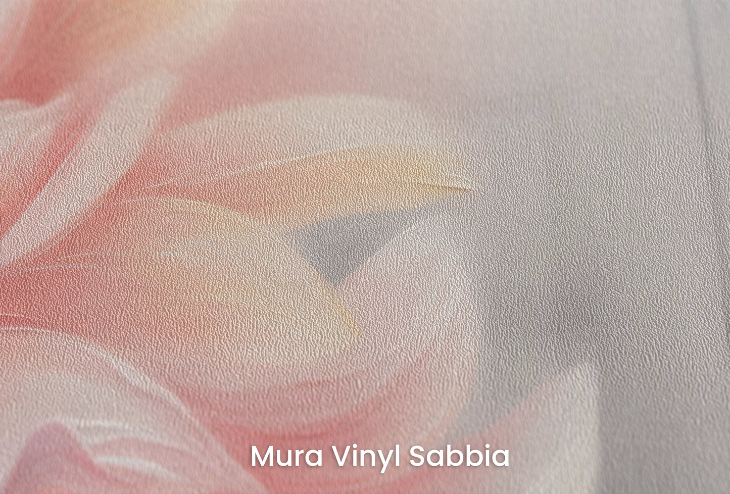 Zbliżenie na artystyczną fototapetę o nazwie Pink Petal Whirl na podłożu Mura Vinyl Sabbia struktura grubego ziarna piasku.