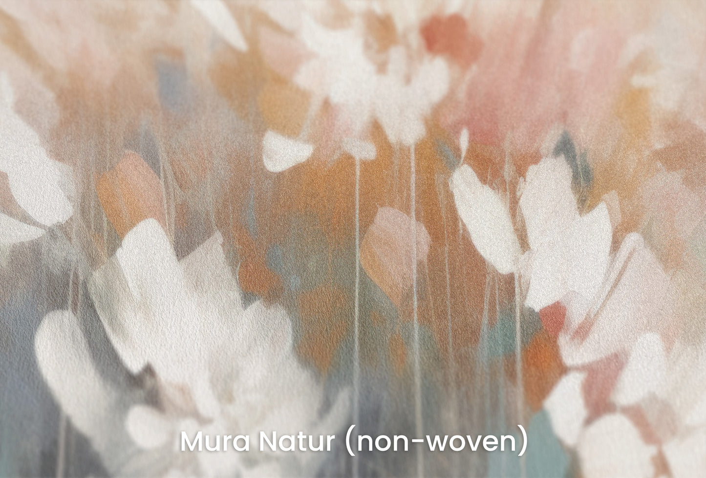 Zbliżenie na artystyczną fototapetę o nazwie Creamy Petal Embrace na podłożu Mura Natur (non-woven) - naturalne i ekologiczne podłoże.