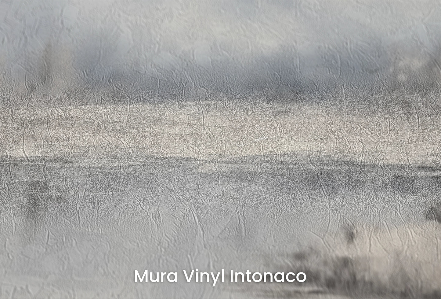 Zbliżenie na artystyczną fototapetę o nazwie Spokojne Góry na podłożu Mura Vinyl Intonaco - struktura tartego tynku.