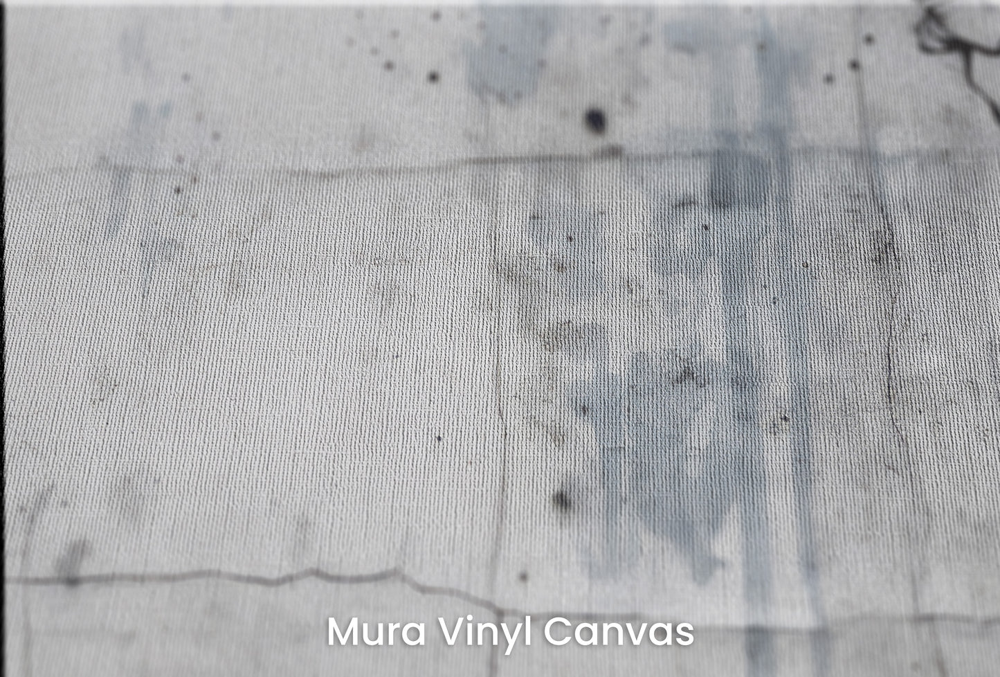 Zbliżenie na artystyczną fototapetę o nazwie URBAN BLOSSOM na podłożu Mura Vinyl Canvas - faktura naturalnego płótna.