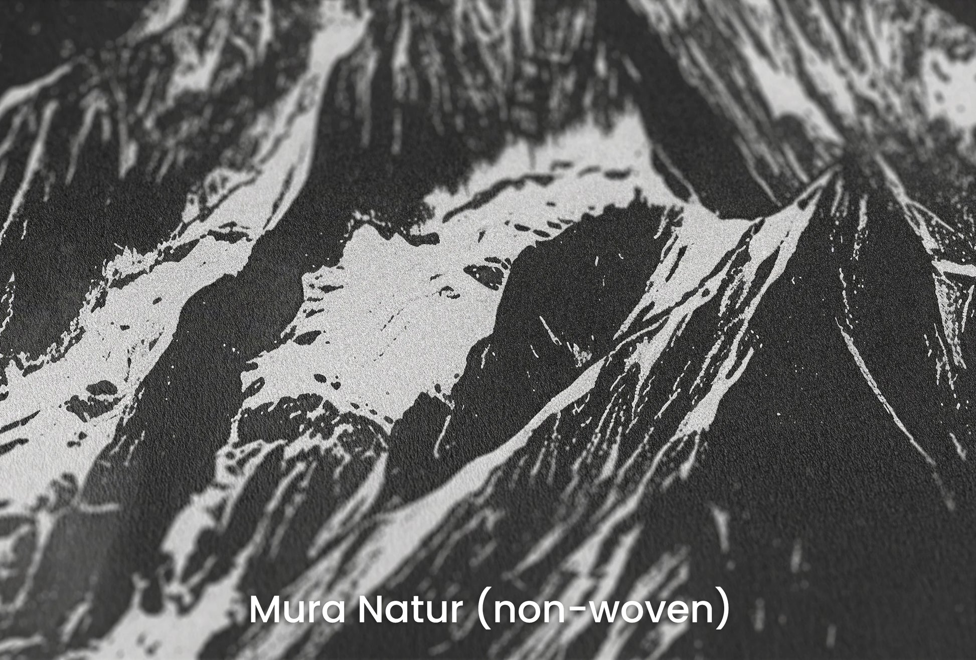 Zbliżenie na artystyczną fototapetę o nazwie Monochrome Mountains na podłożu Mura Natur (non-woven) - naturalne i ekologiczne podłoże.