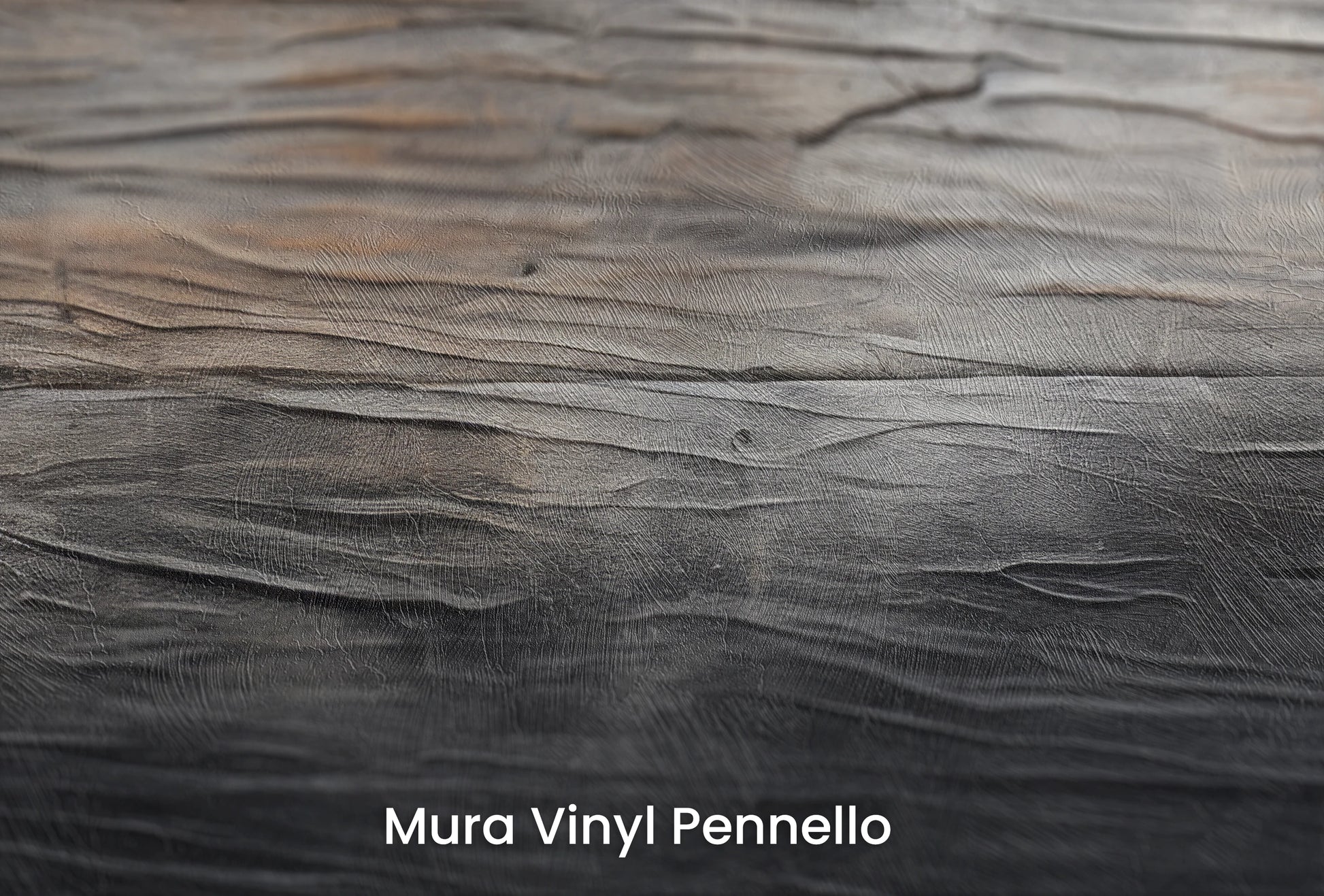 Zbliżenie na artystyczną fototapetę o nazwie Obsidian Ripple na podłożu Mura Vinyl Pennello - faktura pociągnięć pędzla malarskiego.