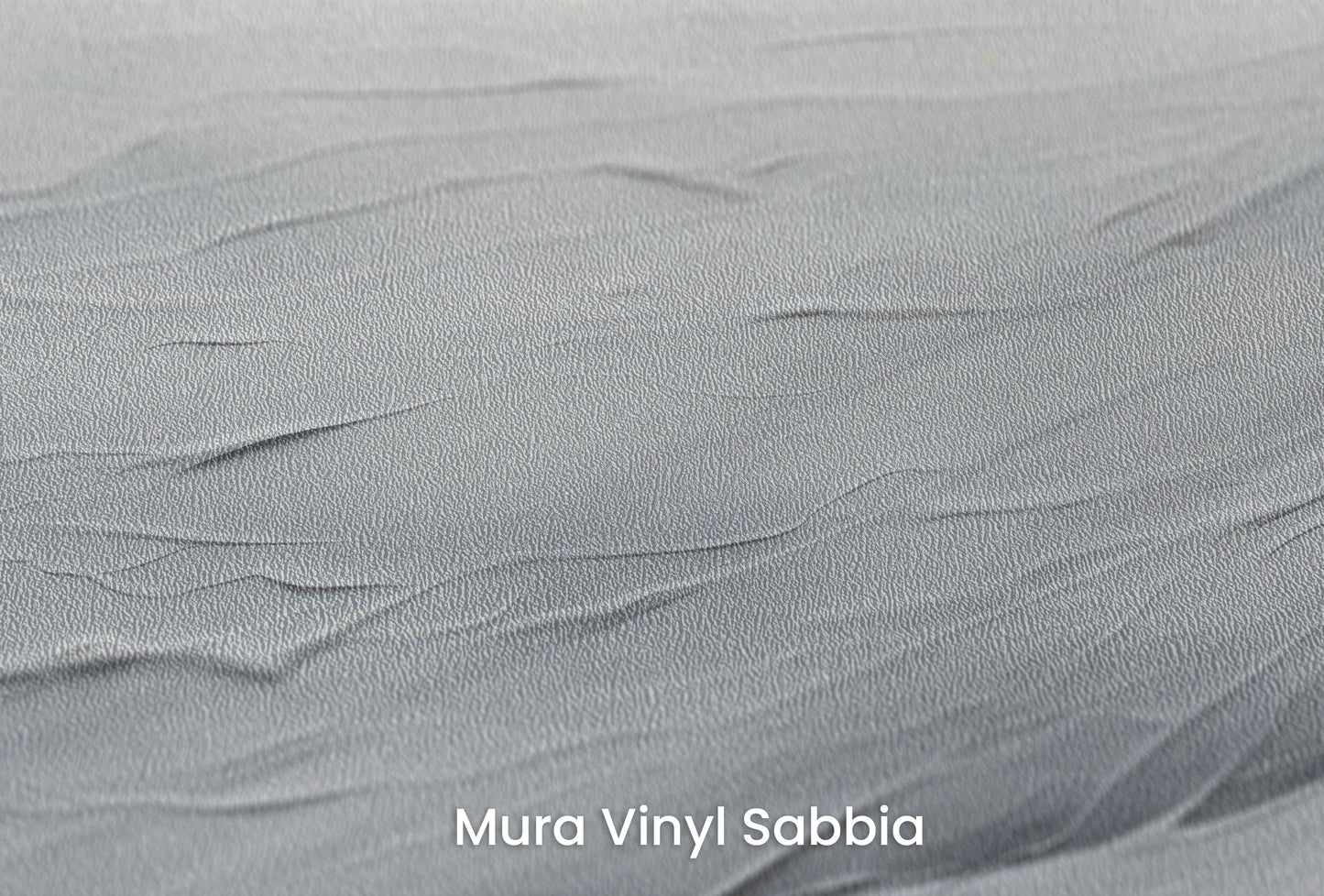 Zbliżenie na artystyczną fototapetę o nazwie Arctic Flow na podłożu Mura Vinyl Sabbia struktura grubego ziarna piasku.