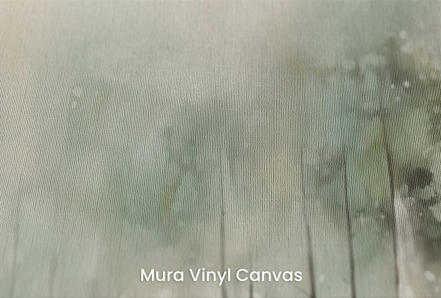 Zbliżenie na artystyczną fototapetę o nazwie Echo Lasu na podłożu Mura Vinyl Canvas - faktura naturalnego płótna.