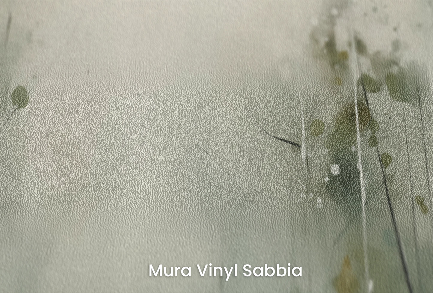 Zbliżenie na artystyczną fototapetę o nazwie Kwiaty w Mgle na podłożu Mura Vinyl Sabbia struktura grubego ziarna piasku.