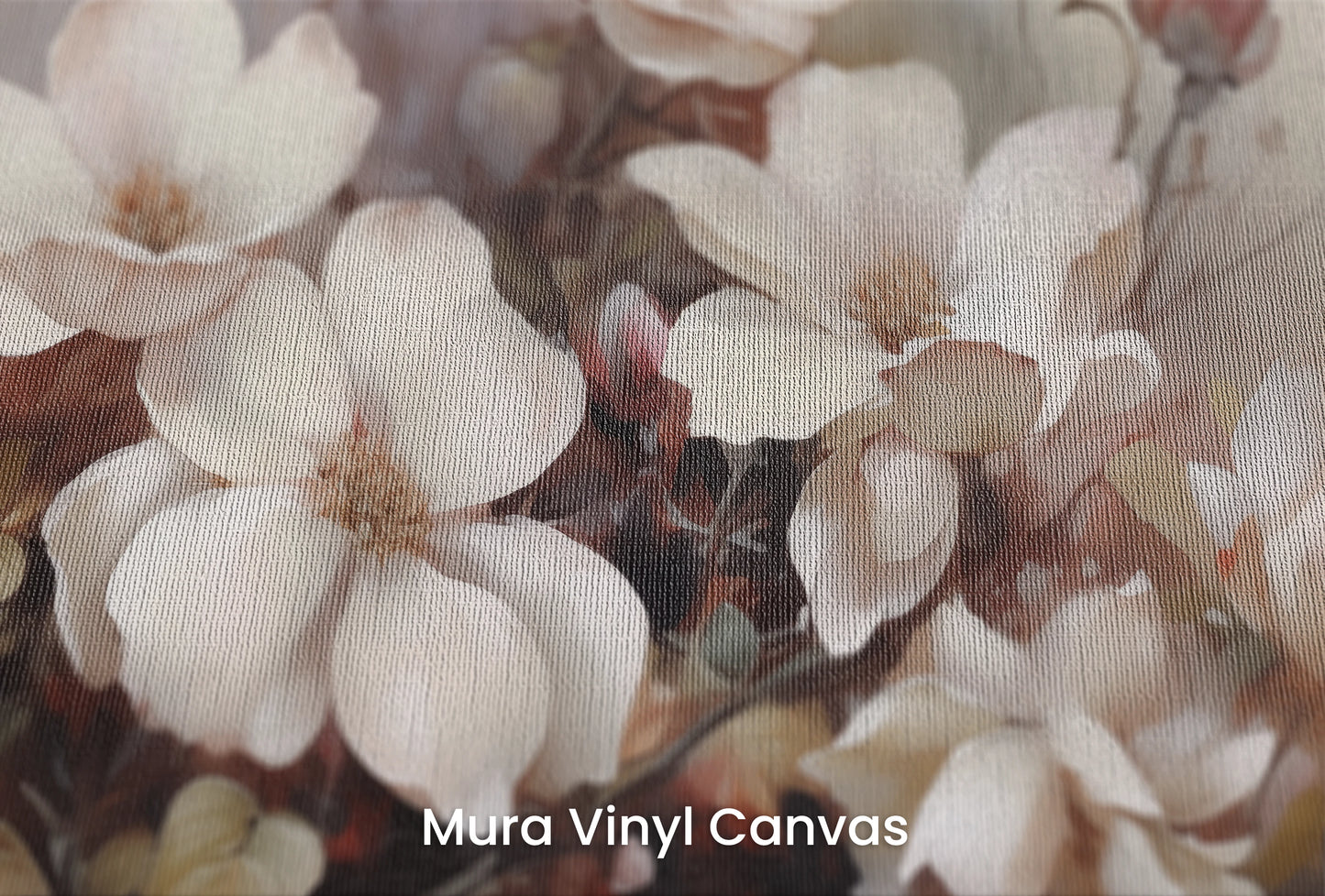 Zbliżenie na artystyczną fototapetę o nazwie Magnolia Mist na podłożu Mura Vinyl Canvas - faktura naturalnego płótna.
