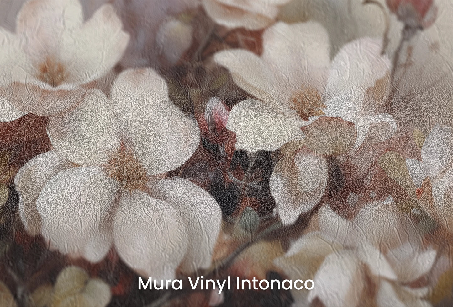 Zbliżenie na artystyczną fototapetę o nazwie Magnolia Mist na podłożu Mura Vinyl Intonaco - struktura tartego tynku.