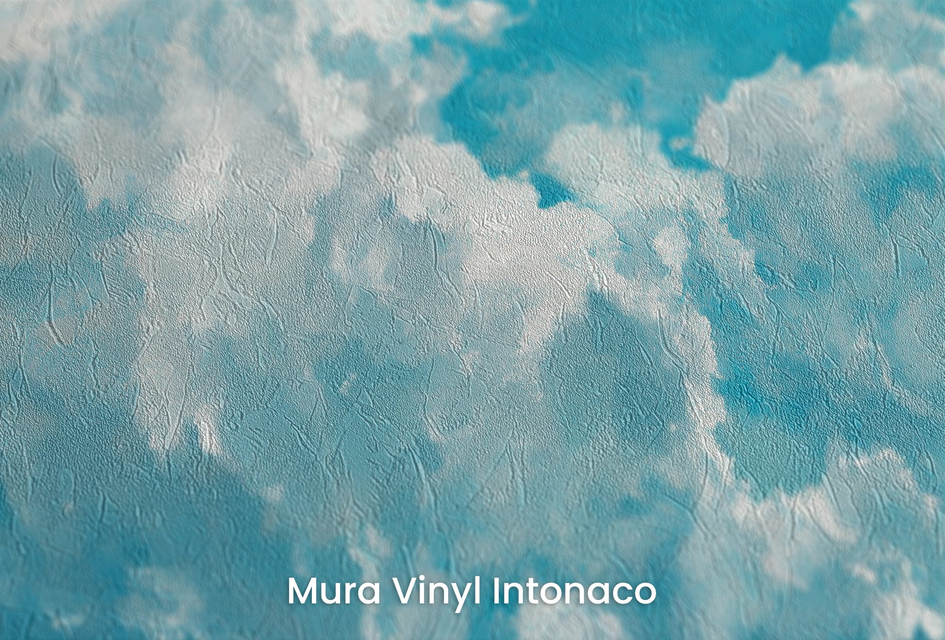 Zbliżenie na artystyczną fototapetę o nazwie Azure Purity na podłożu Mura Vinyl Intonaco - struktura tartego tynku.