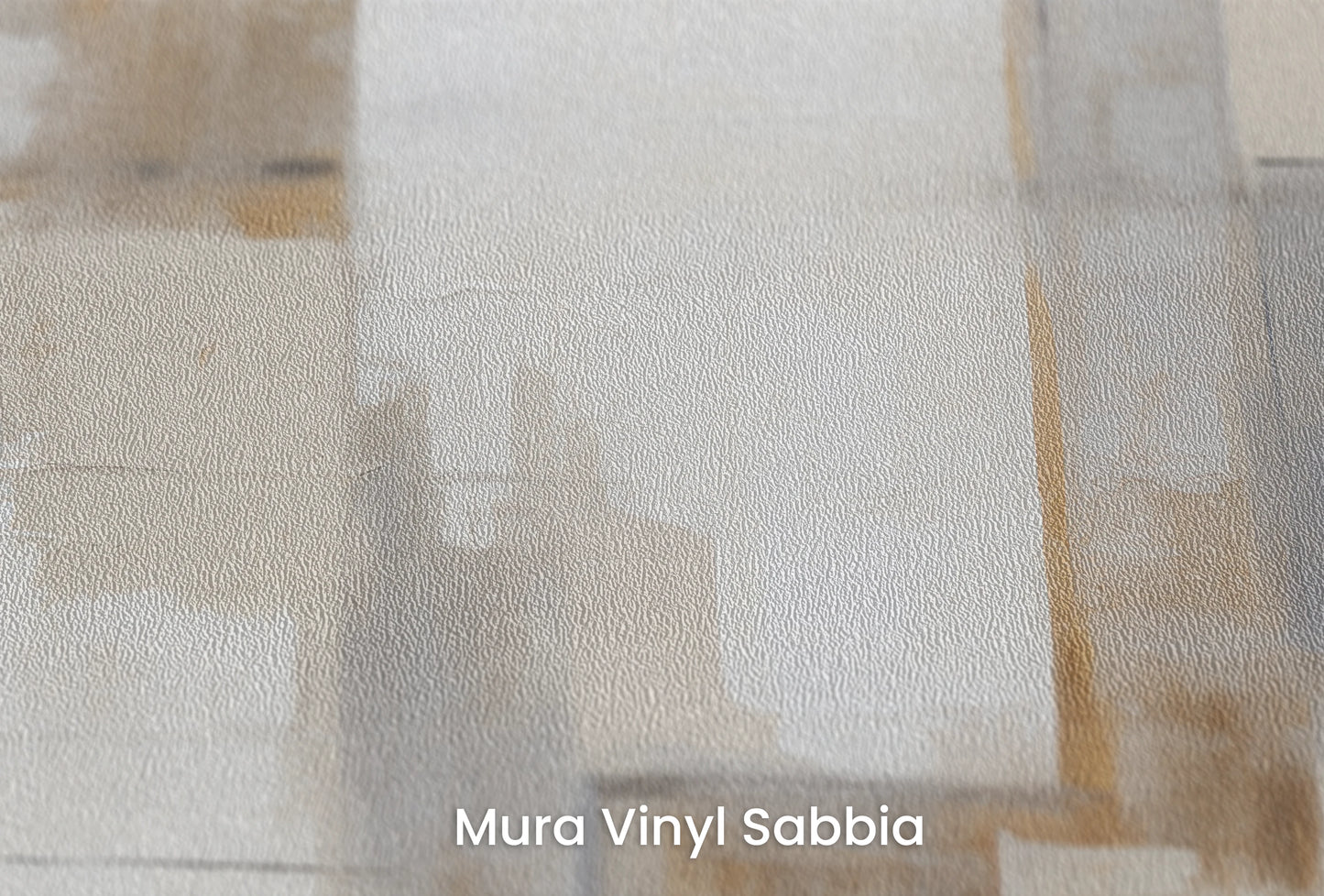 Zbliżenie na artystyczną fototapetę o nazwie Shadow Play #2 na podłożu Mura Vinyl Sabbia struktura grubego ziarna piasku.
