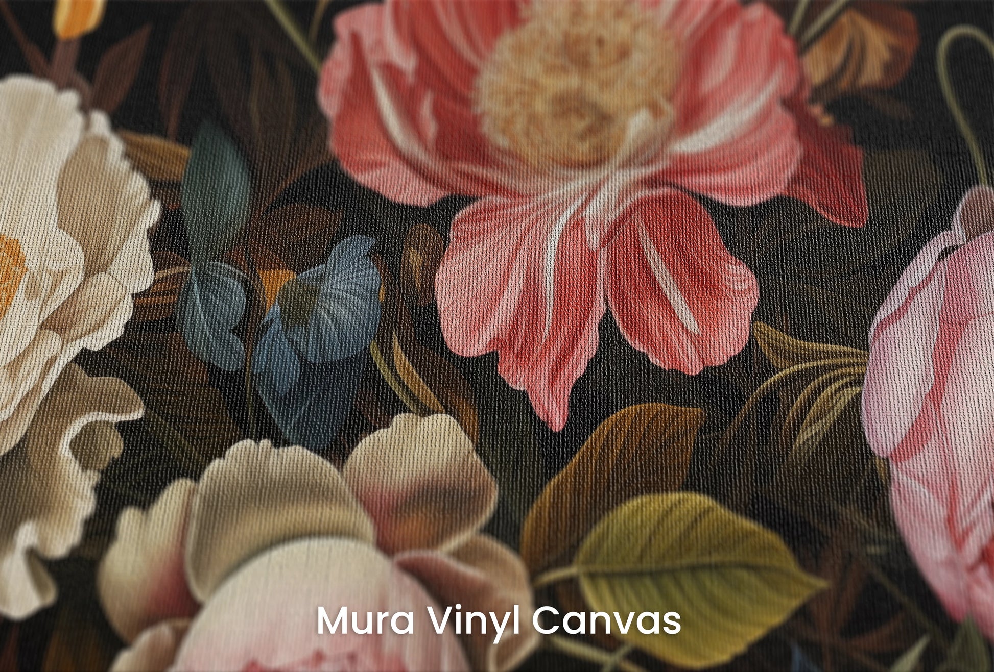 Zbliżenie na artystyczną fototapetę o nazwie Baroque Floral Richness na podłożu Mura Vinyl Canvas - faktura naturalnego płótna.
