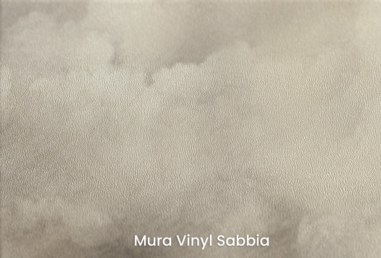 Zbliżenie na artystyczną fototapetę o nazwie SEPIA TEMPEST AURA na podłożu Mura Vinyl Sabbia struktura grubego ziarna piasku.