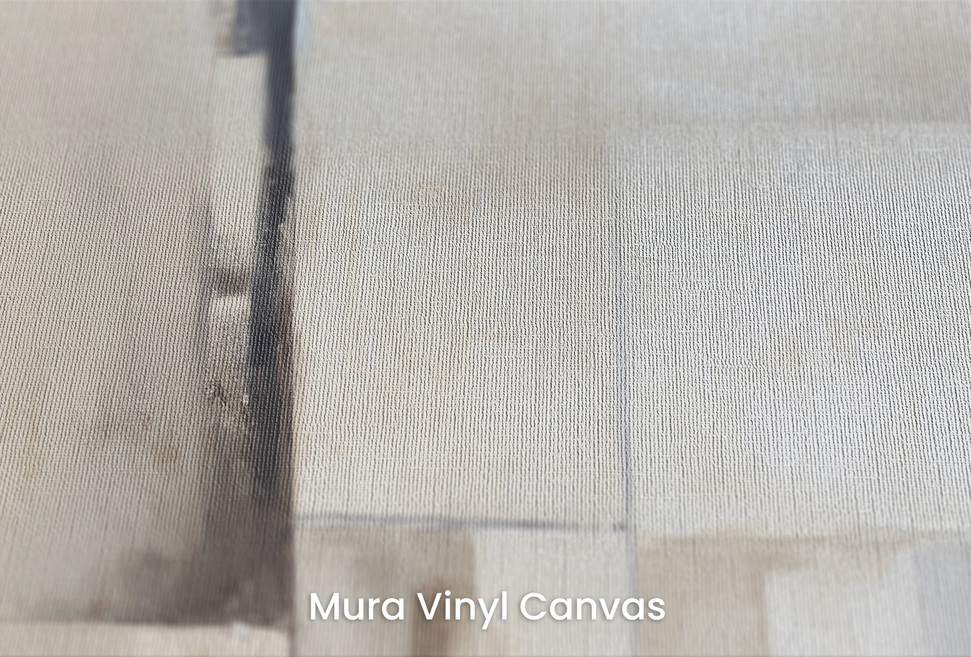 Zbliżenie na artystyczną fototapetę o nazwie Timeless Whisper na podłożu Mura Vinyl Canvas - faktura naturalnego płótna.