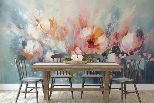 Wzór fototapety artystycznej o nazwie Soft Petal Whispers pokazanej w aranżacji wnętrza.