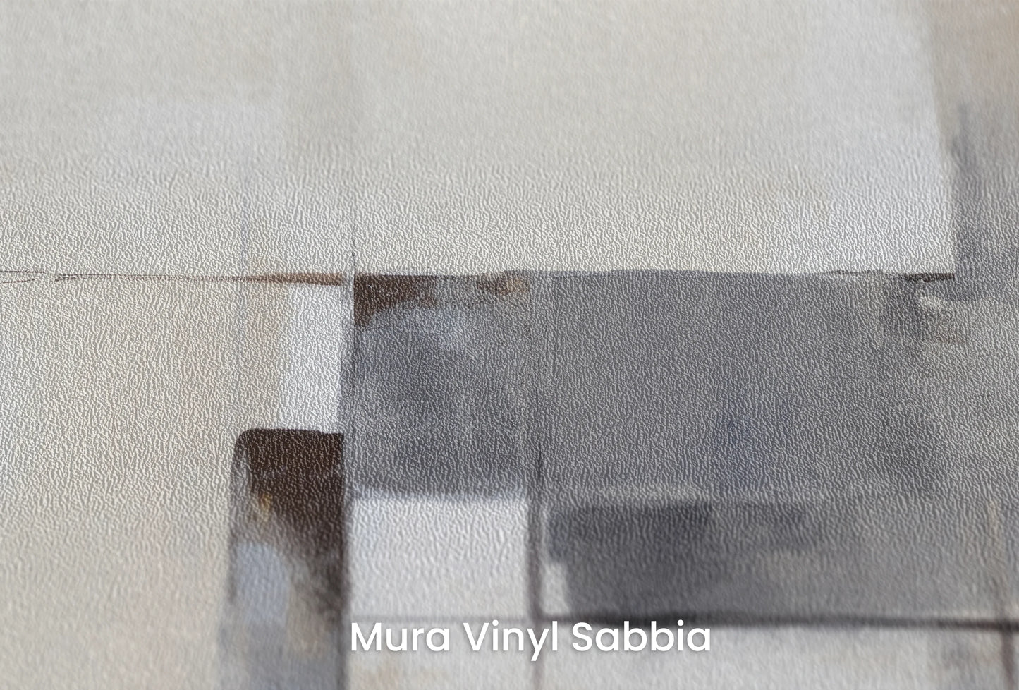 Zbliżenie na artystyczną fototapetę o nazwie Sleek Intersection na podłożu Mura Vinyl Sabbia struktura grubego ziarna piasku.