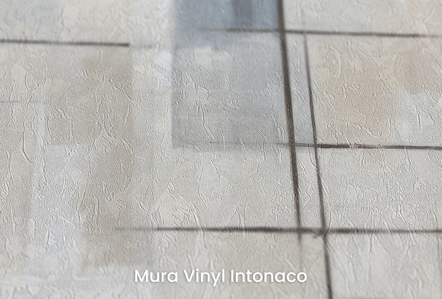 Zbliżenie na artystyczną fototapetę o nazwie Elegant Disarray na podłożu Mura Vinyl Intonaco - struktura tartego tynku.
