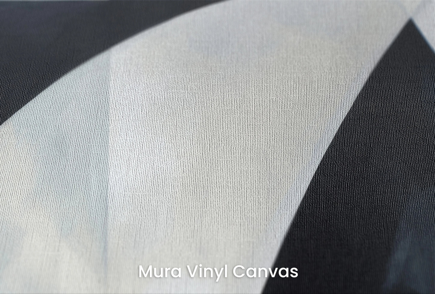 Zbliżenie na artystyczną fototapetę o nazwie Crescent Shadows na podłożu Mura Vinyl Canvas - faktura naturalnego płótna.