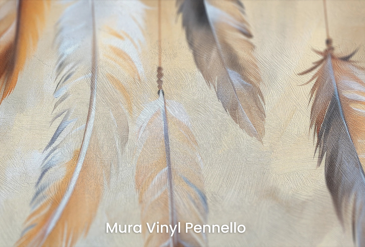 Zbliżenie na artystyczną fototapetę o nazwie Golden Feathers na podłożu Mura Vinyl Pennello - faktura pociągnięć pędzla malarskiego.