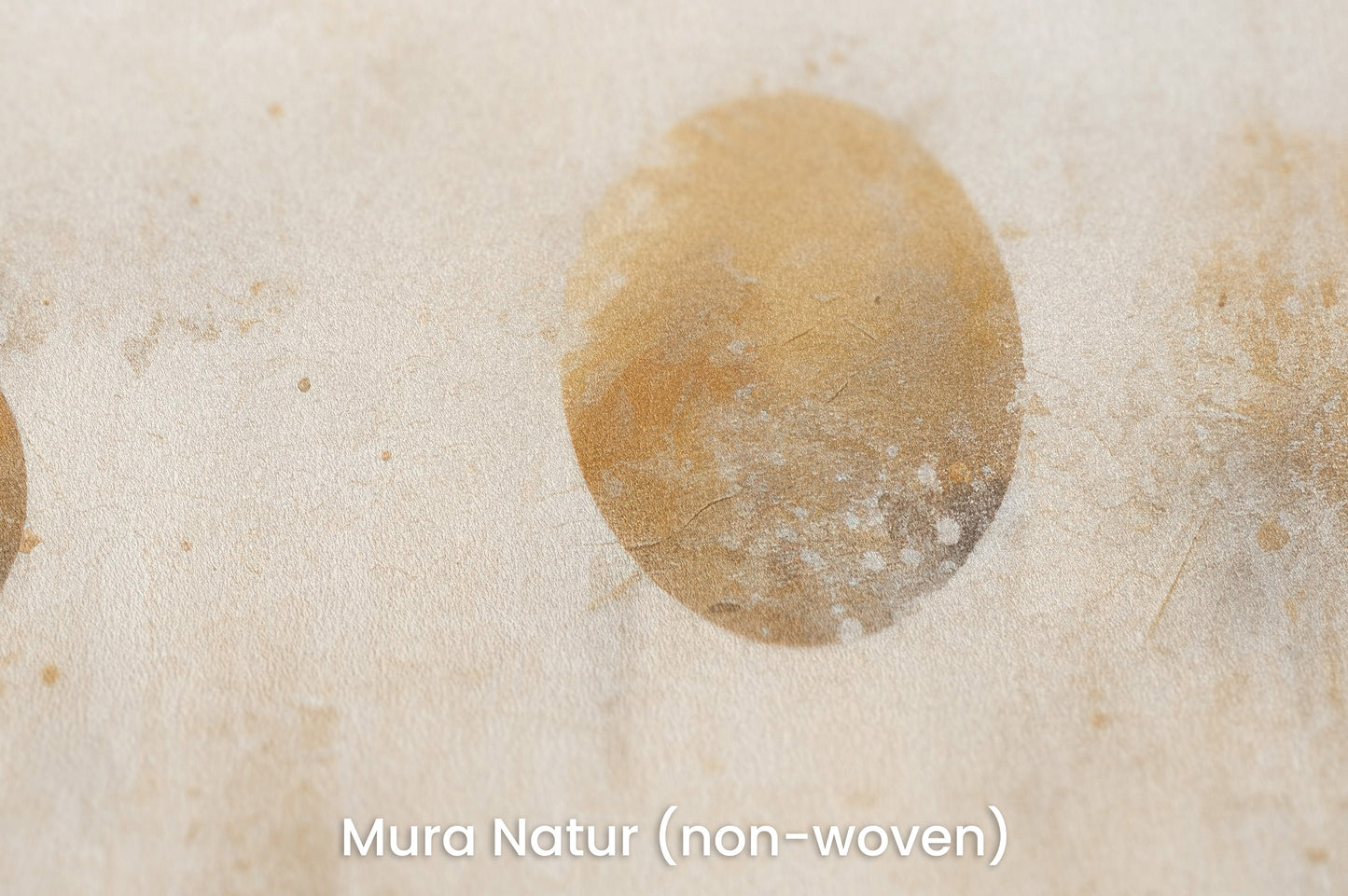 Zbliżenie na artystyczną fototapetę o nazwie AURUM DUST ECLIPSE na podłożu Mura Natur (non-woven) - naturalne i ekologiczne podłoże.