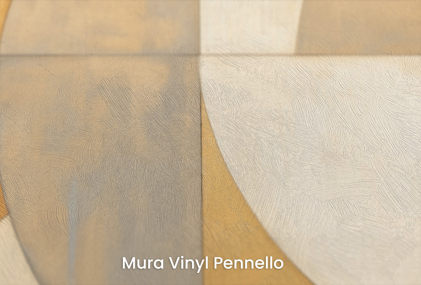 Zbliżenie na artystyczną fototapetę o nazwie GILDED CRESCENT SYMMETRY na podłożu Mura Vinyl Pennello - faktura pociągnięć pędzla malarskiego.