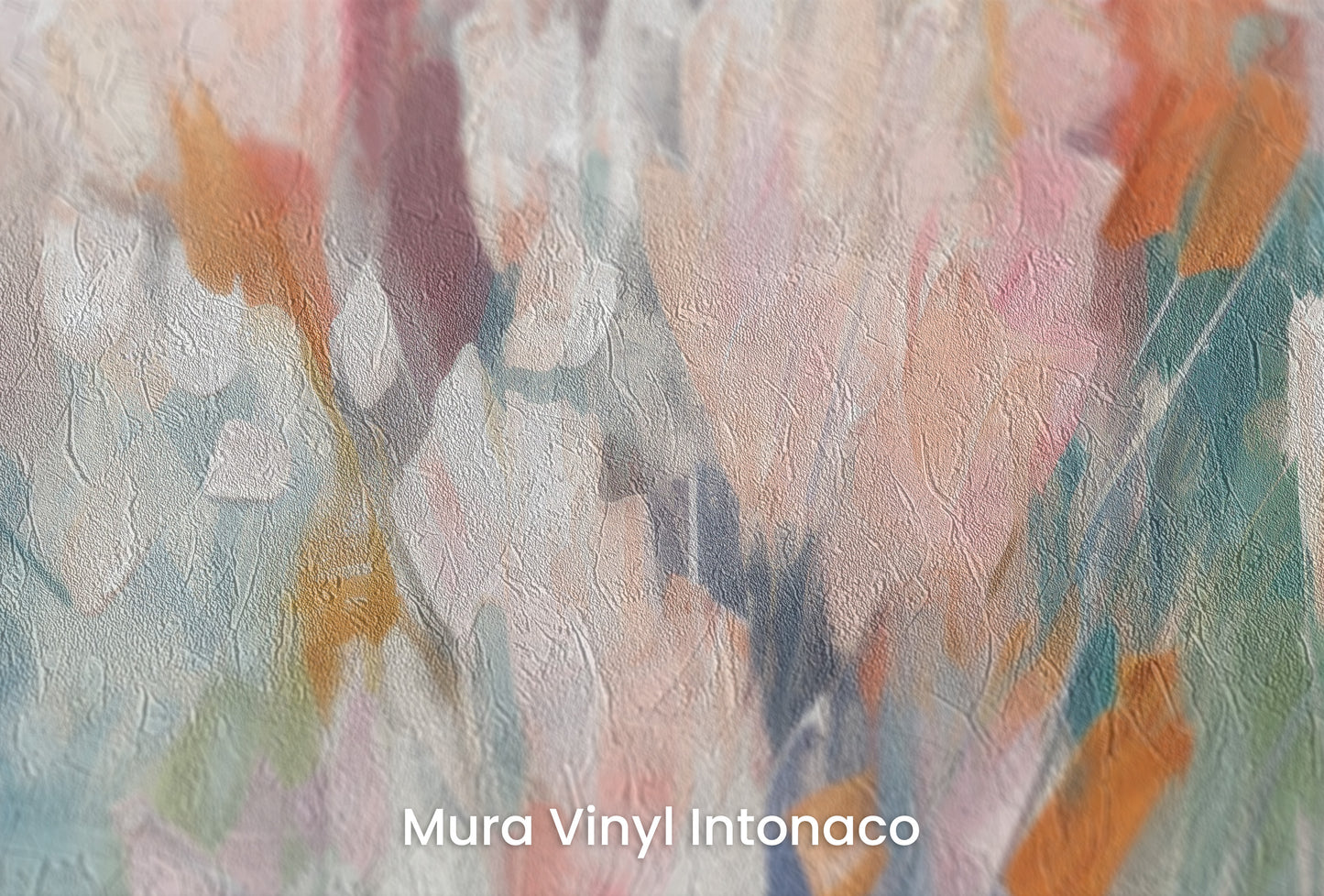 Zbliżenie na artystyczną fototapetę o nazwie Ethereal Floral Canvas na podłożu Mura Vinyl Intonaco - struktura tartego tynku.