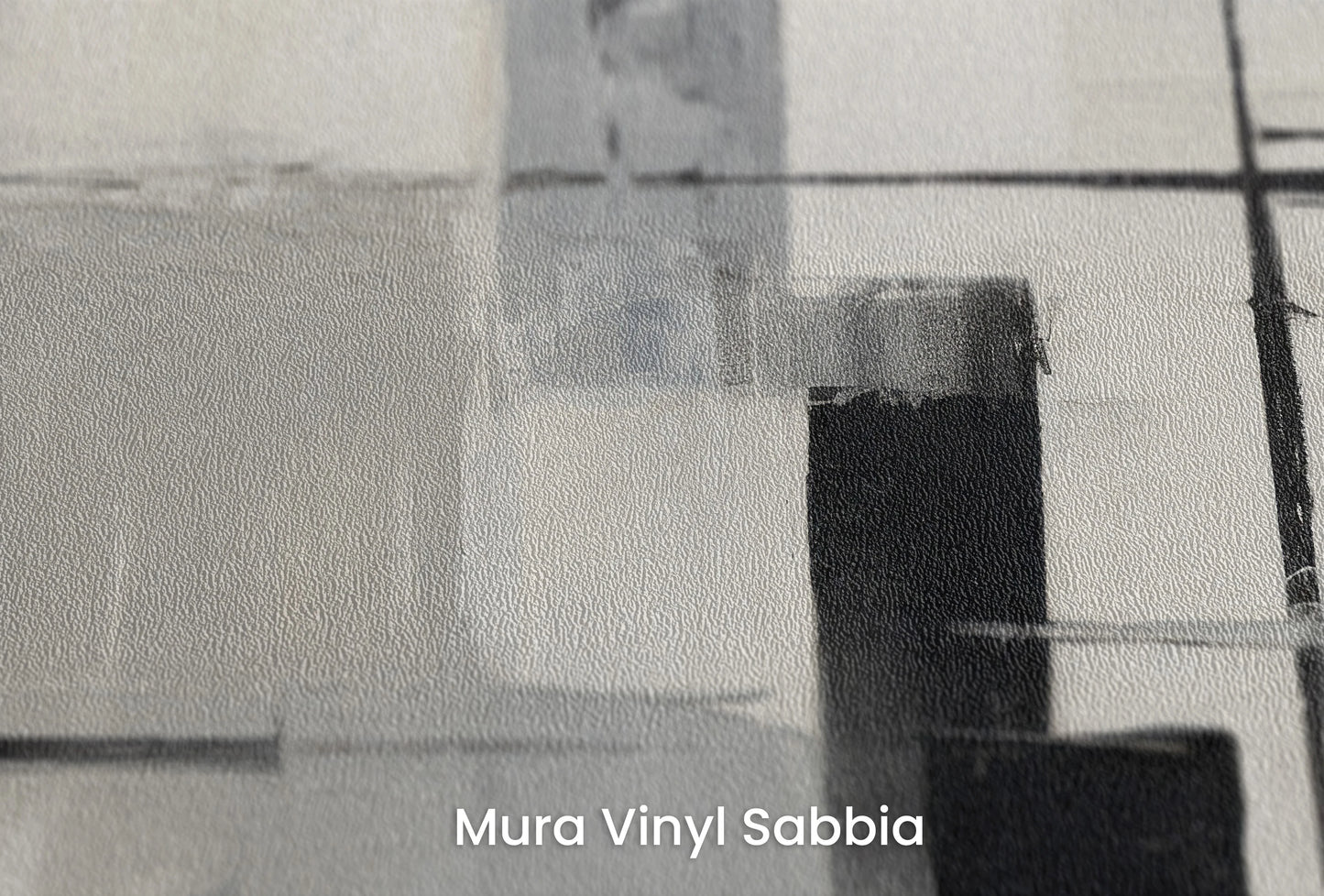Zbliżenie na artystyczną fototapetę o nazwie Structured Silence na podłożu Mura Vinyl Sabbia struktura grubego ziarna piasku.
