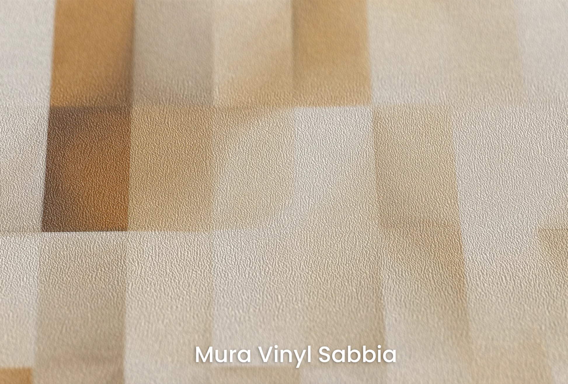 Zbliżenie na artystyczną fototapetę o nazwie Cubic Illusion na podłożu Mura Vinyl Sabbia struktura grubego ziarna piasku.