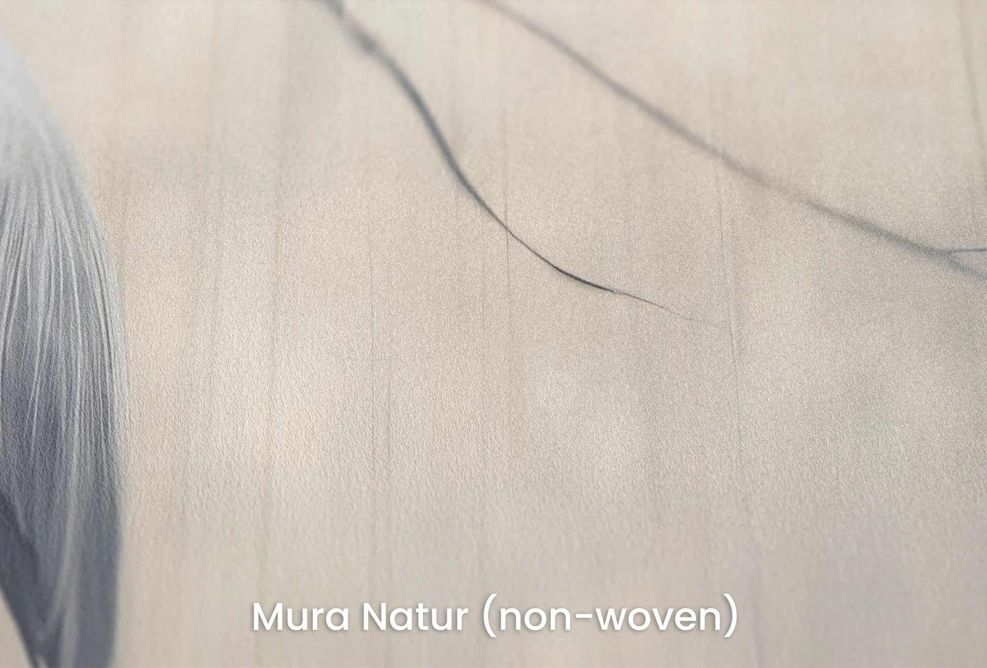 Zbliżenie na artystyczną fototapetę o nazwie Heron's Realm na podłożu Mura Natur (non-woven) - naturalne i ekologiczne podłoże.
