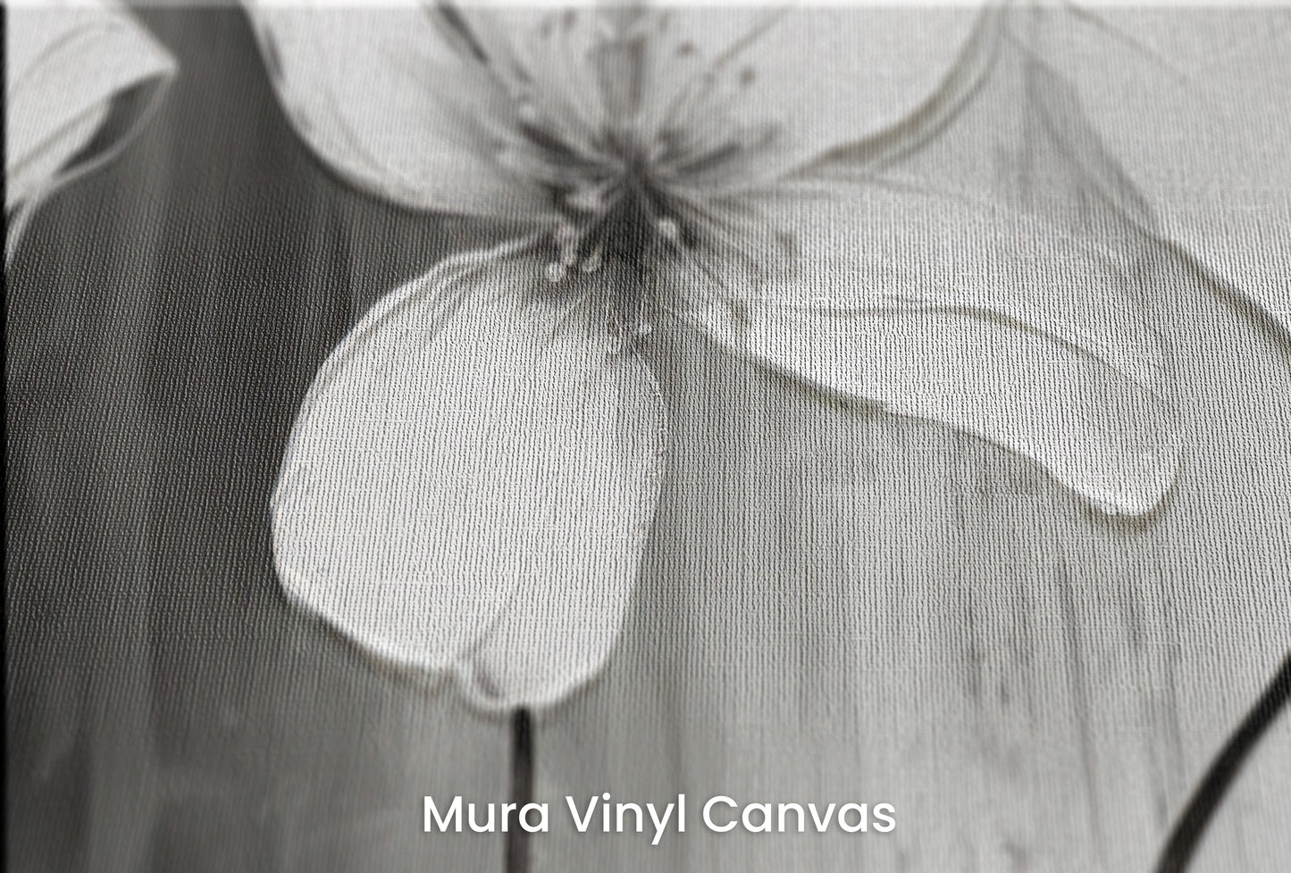 Zbliżenie na artystyczną fototapetę o nazwie CHIAROSCURO BLOSSOMS na podłożu Mura Vinyl Canvas - faktura naturalnego płótna.