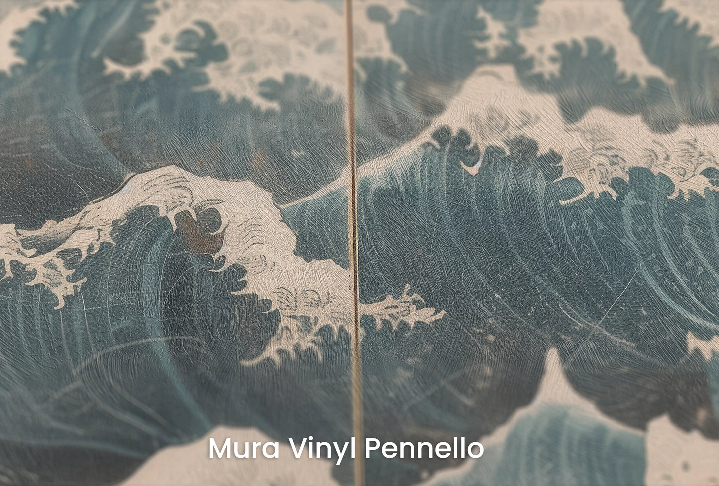 Zbliżenie na artystyczną fototapetę o nazwie Snowy Peak Waves na podłożu Mura Vinyl Pennello - faktura pociągnięć pędzla malarskiego.