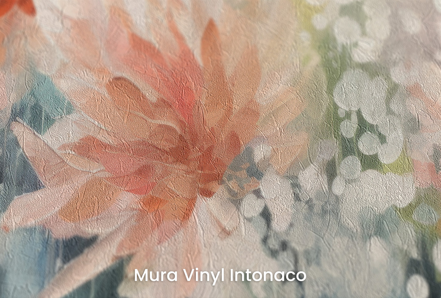 Zbliżenie na artystyczną fototapetę o nazwie Whispering Petal Elegance na podłożu Mura Vinyl Intonaco - struktura tartego tynku.