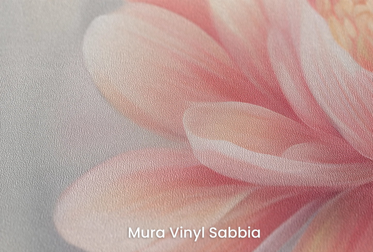 Zbliżenie na artystyczną fototapetę o nazwie Soft Petal Glow na podłożu Mura Vinyl Sabbia struktura grubego ziarna piasku.