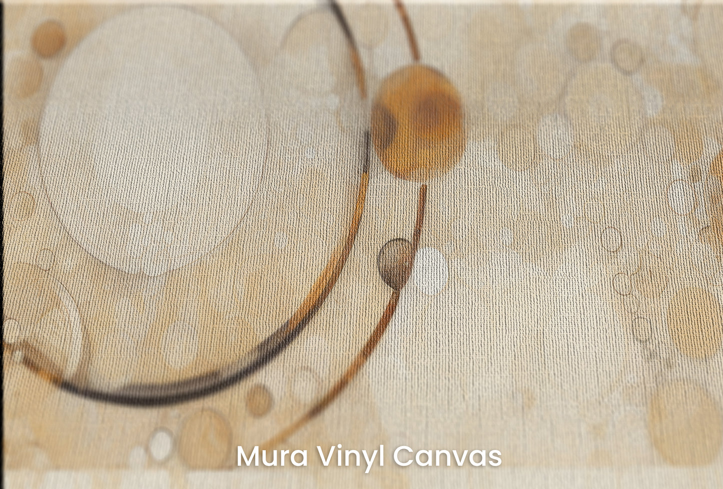 Zbliżenie na artystyczną fototapetę o nazwie BUBBLING BRONZE CASCADE na podłożu Mura Vinyl Canvas - faktura naturalnego płótna.