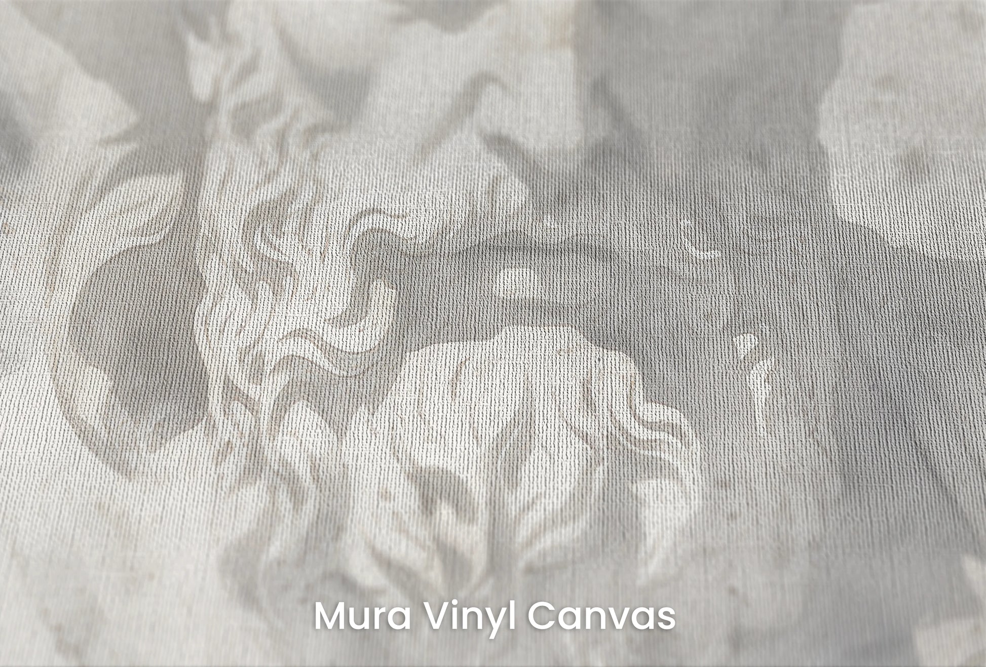 Zbliżenie na artystyczną fototapetę o nazwie Mythical Echoes na podłożu Mura Vinyl Canvas - faktura naturalnego płótna.