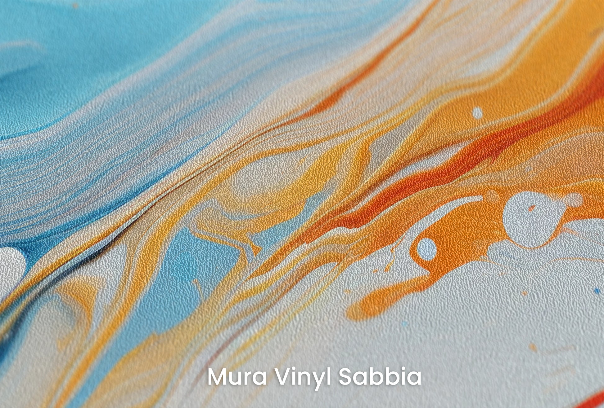 Zbliżenie na artystyczną fototapetę o nazwie Saturn's Serenity na podłożu Mura Vinyl Sabbia struktura grubego ziarna piasku.
