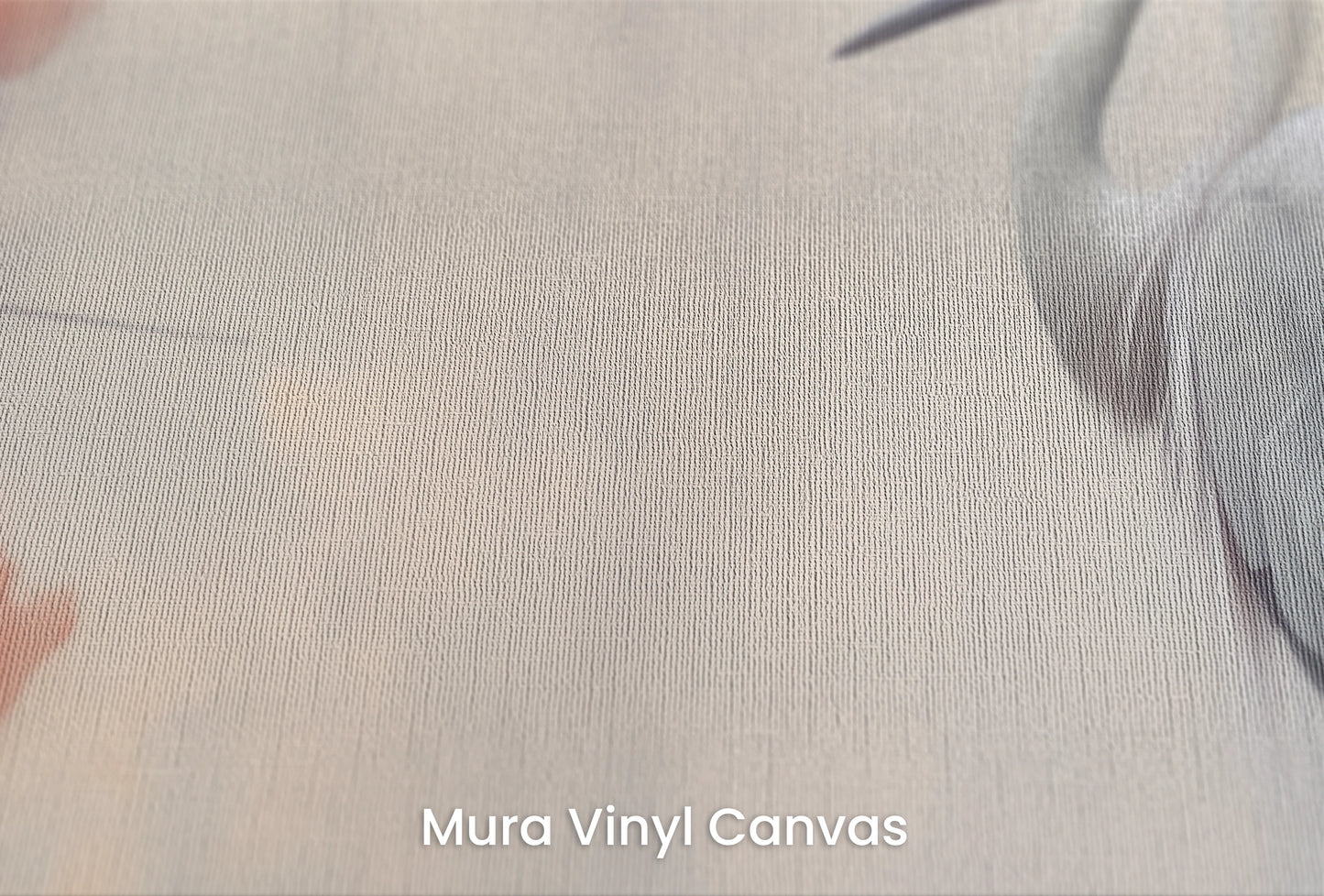 Zbliżenie na artystyczną fototapetę o nazwie Misty Blossom Scene na podłożu Mura Vinyl Canvas - faktura naturalnego płótna.