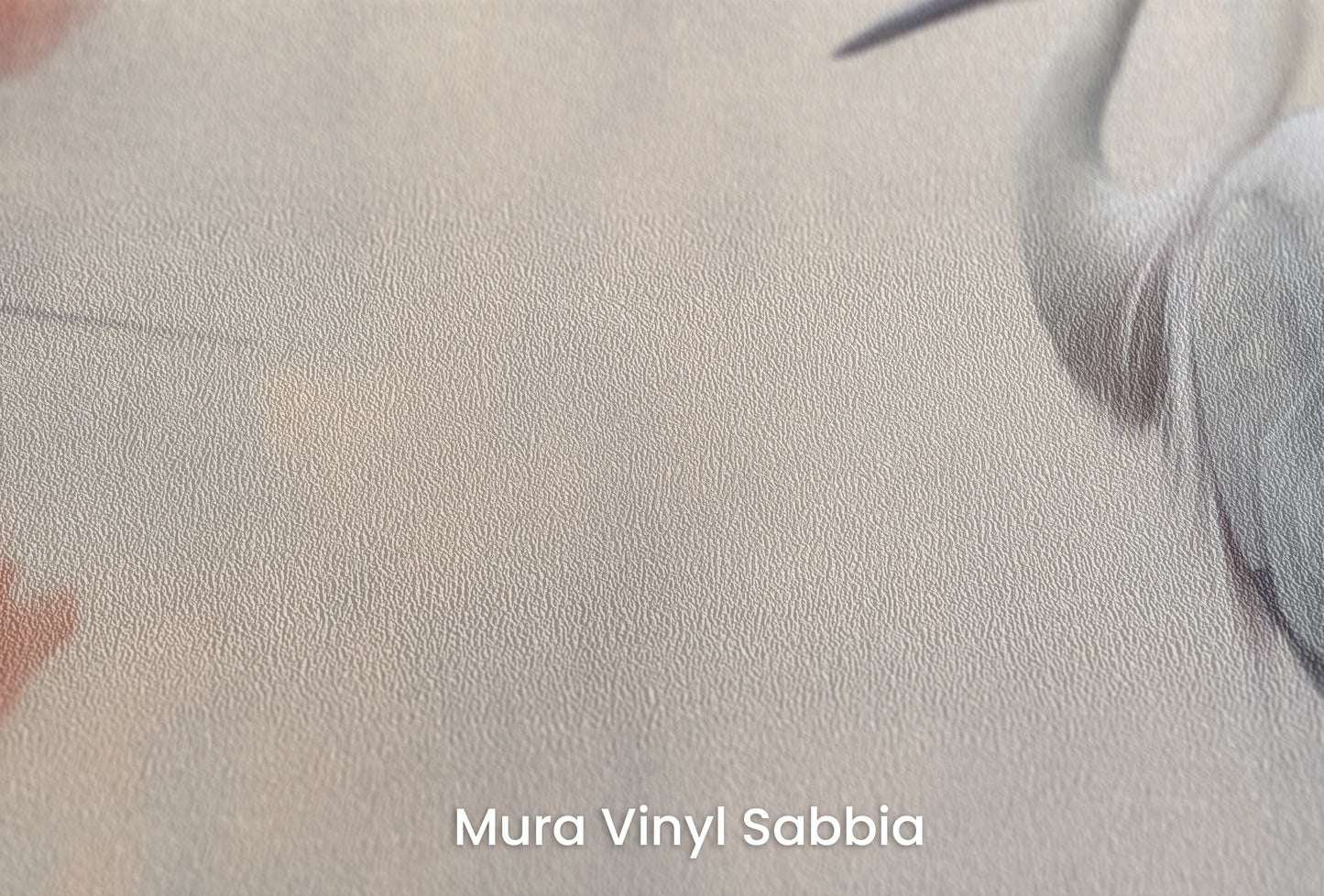 Zbliżenie na artystyczną fototapetę o nazwie Misty Blossom Scene na podłożu Mura Vinyl Sabbia struktura grubego ziarna piasku.