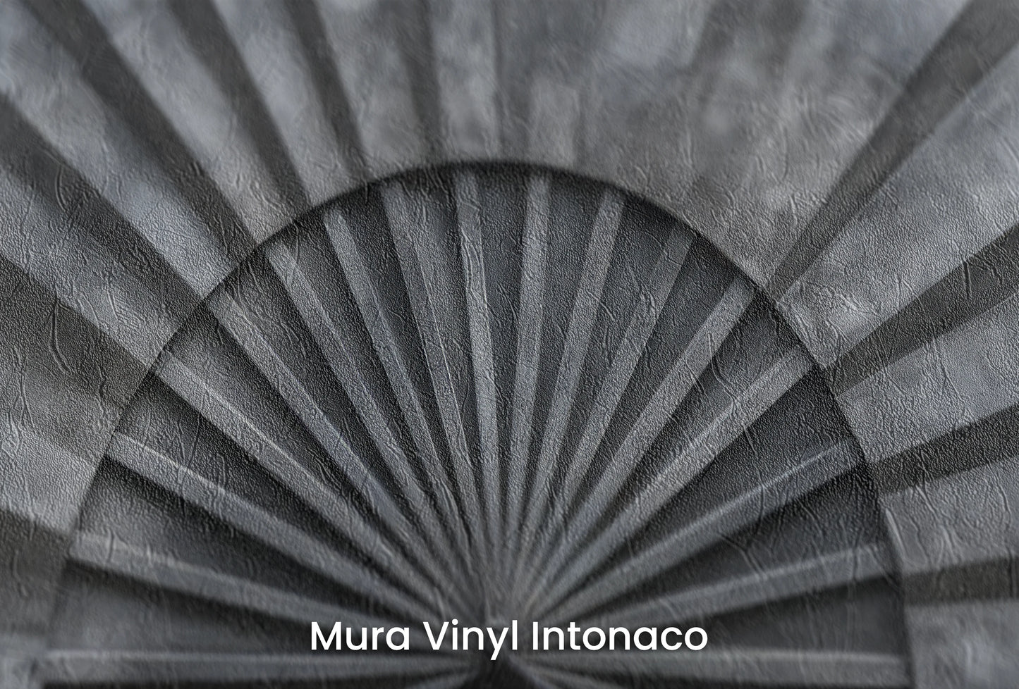 Zbliżenie na artystyczną fototapetę o nazwie Sunburst Concrete na podłożu Mura Vinyl Intonaco - struktura tartego tynku.