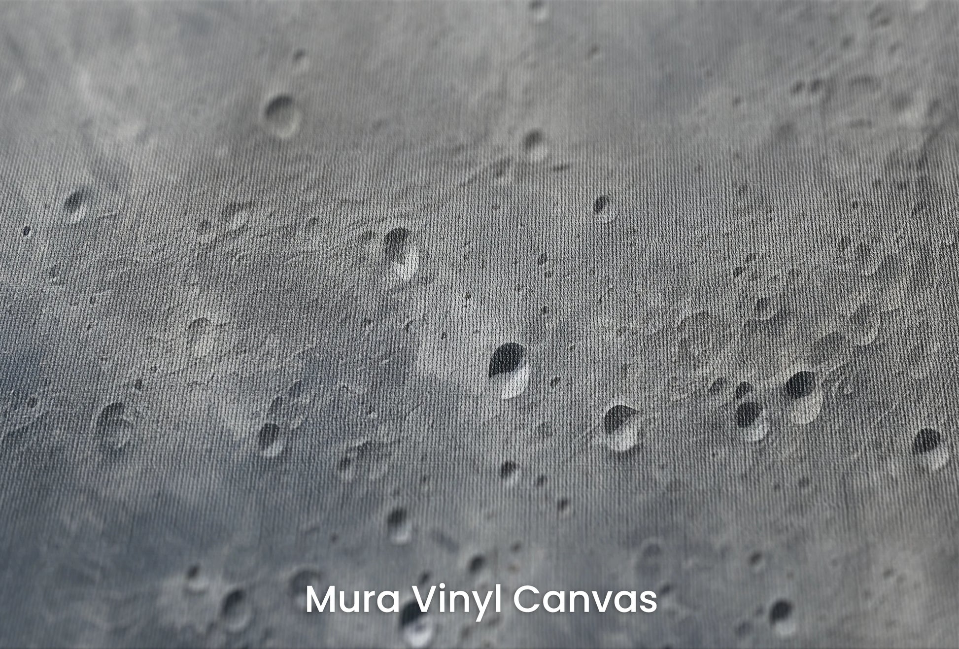 Zbliżenie na artystyczną fototapetę o nazwie Moon's Mystery na podłożu Mura Vinyl Canvas - faktura naturalnego płótna.