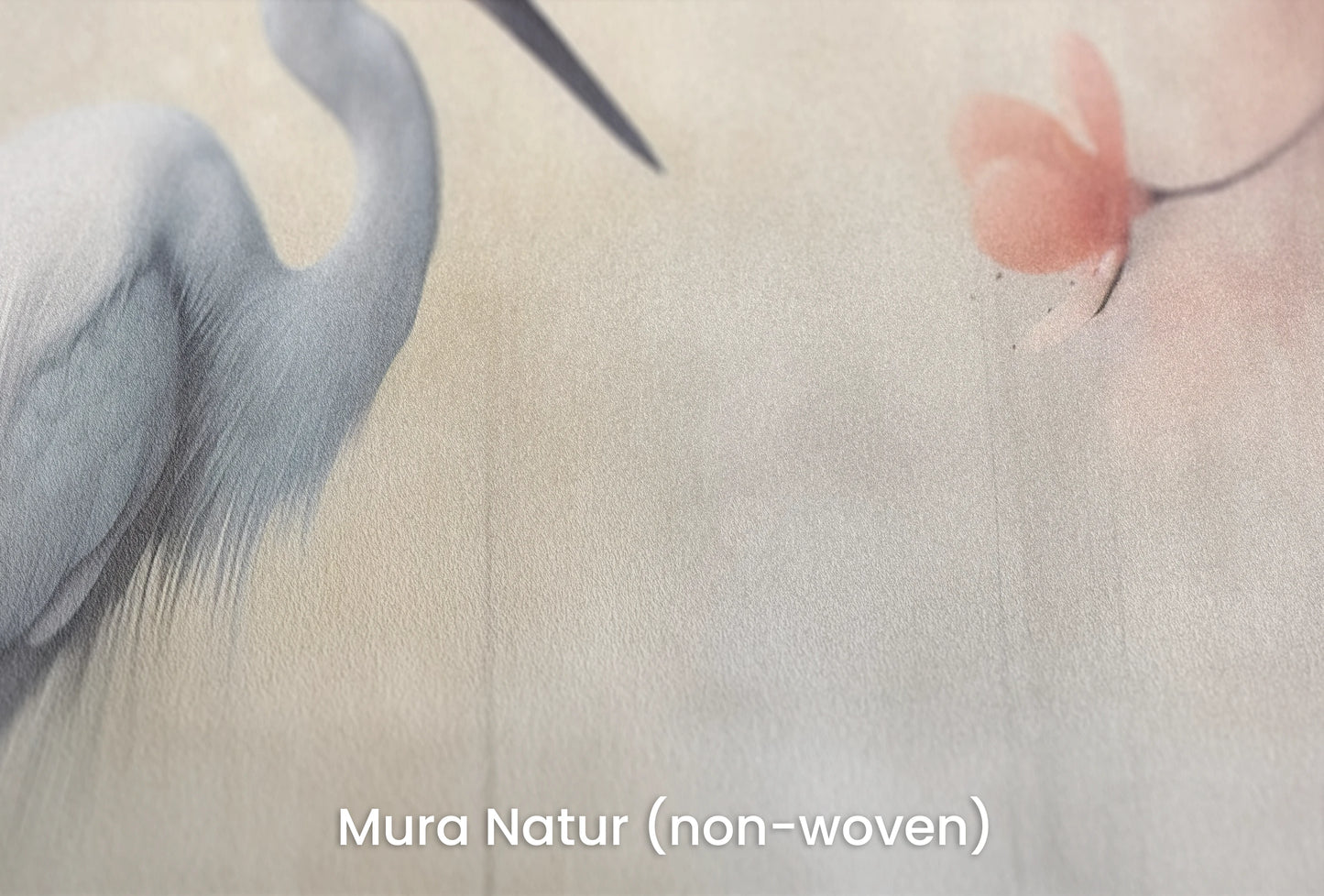 Zbliżenie na artystyczną fototapetę o nazwie Heron Elegance na podłożu Mura Natur (non-woven) - naturalne i ekologiczne podłoże.