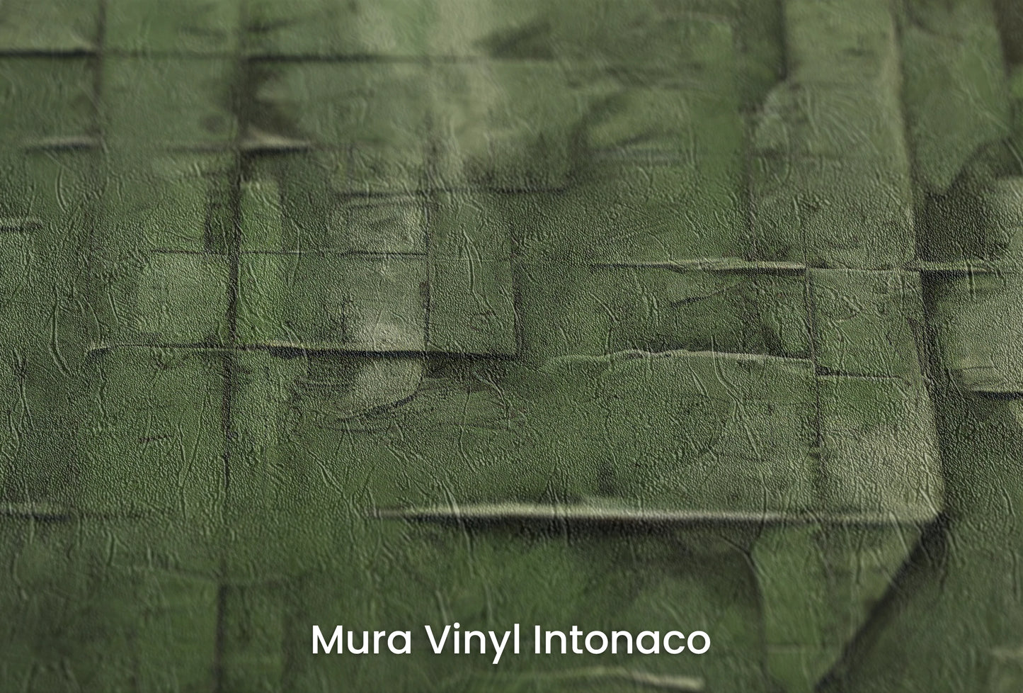 Zbliżenie na artystyczną fototapetę o nazwie Emerald Geometry na podłożu Mura Vinyl Intonaco - struktura tartego tynku.