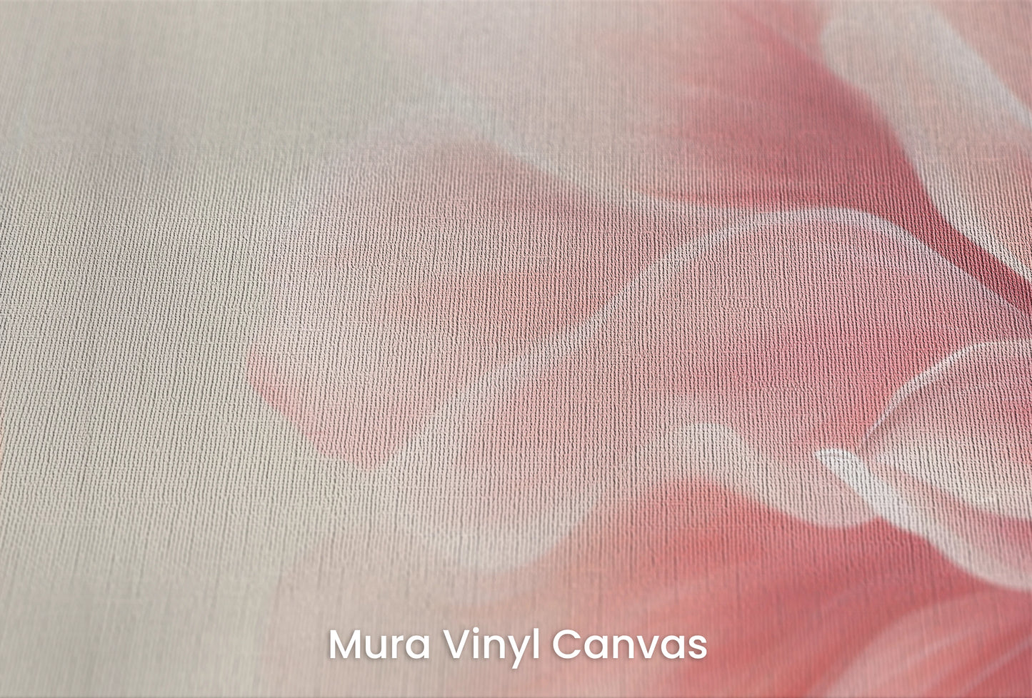 Zbliżenie na artystyczną fototapetę o nazwie Coral Petal na podłożu Mura Vinyl Canvas - faktura naturalnego płótna.