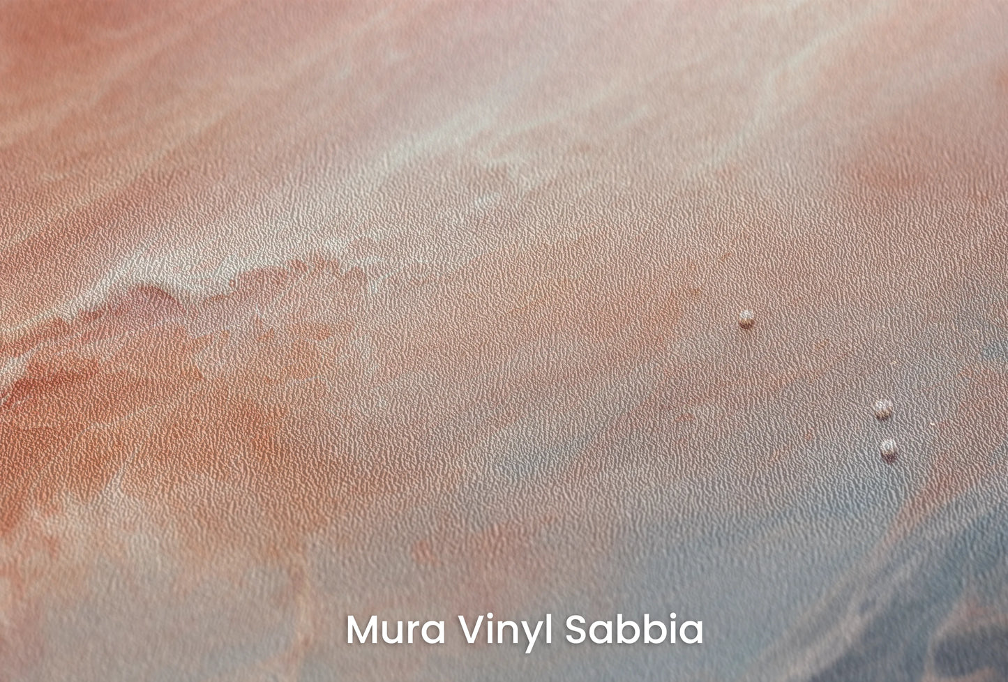 Zbliżenie na artystyczną fototapetę o nazwie Venusian Skies na podłożu Mura Vinyl Sabbia struktura grubego ziarna piasku.
