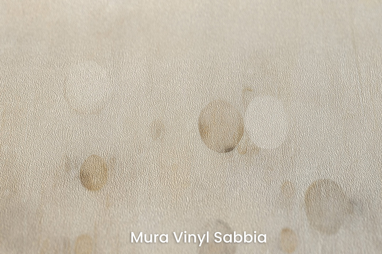 Zbliżenie na artystyczną fototapetę o nazwie CELESTIAL DRIFT ILLUSION na podłożu Mura Vinyl Sabbia struktura grubego ziarna piasku.