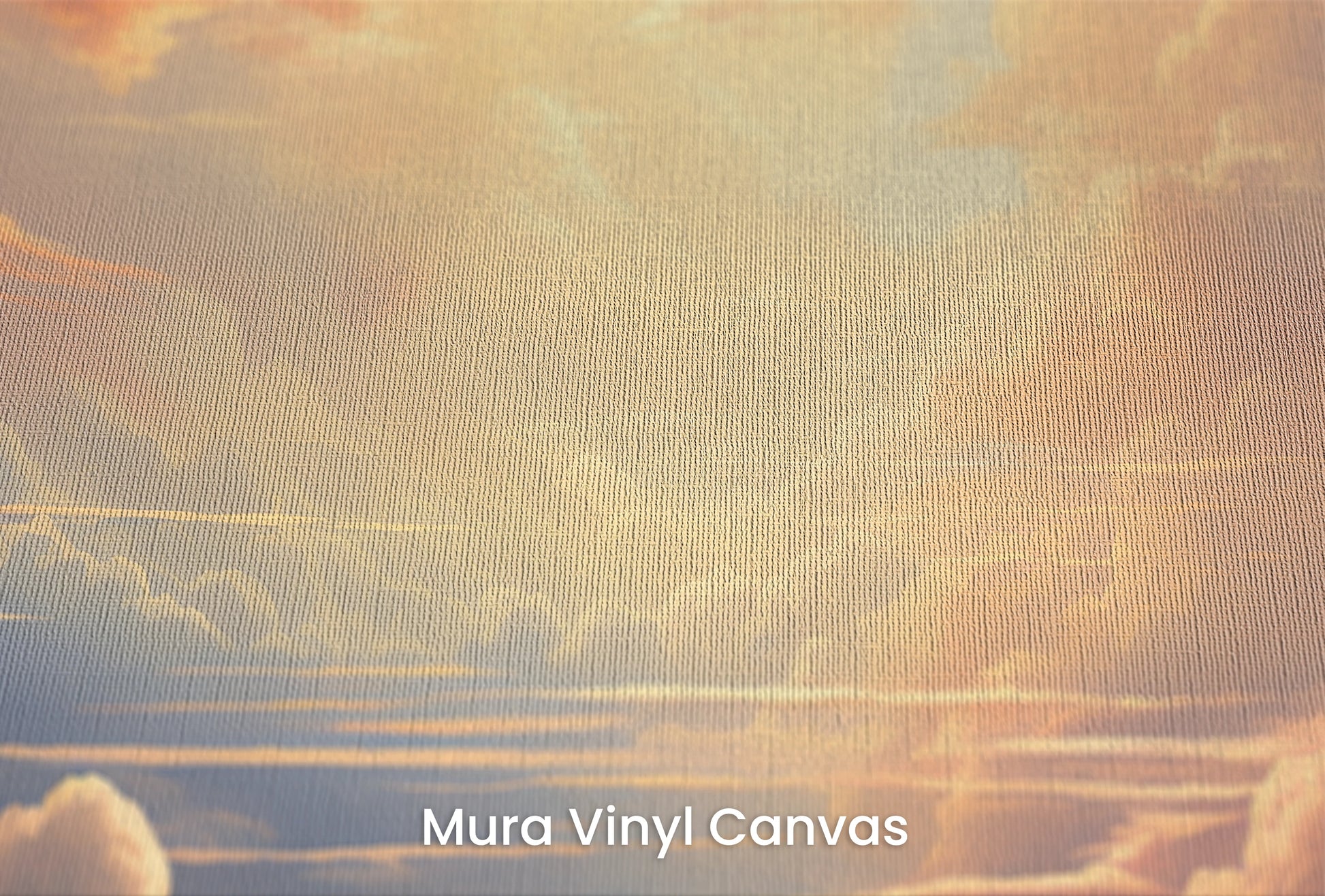 Zbliżenie na artystyczną fototapetę o nazwie Golden Reflection na podłożu Mura Vinyl Canvas - faktura naturalnego płótna.