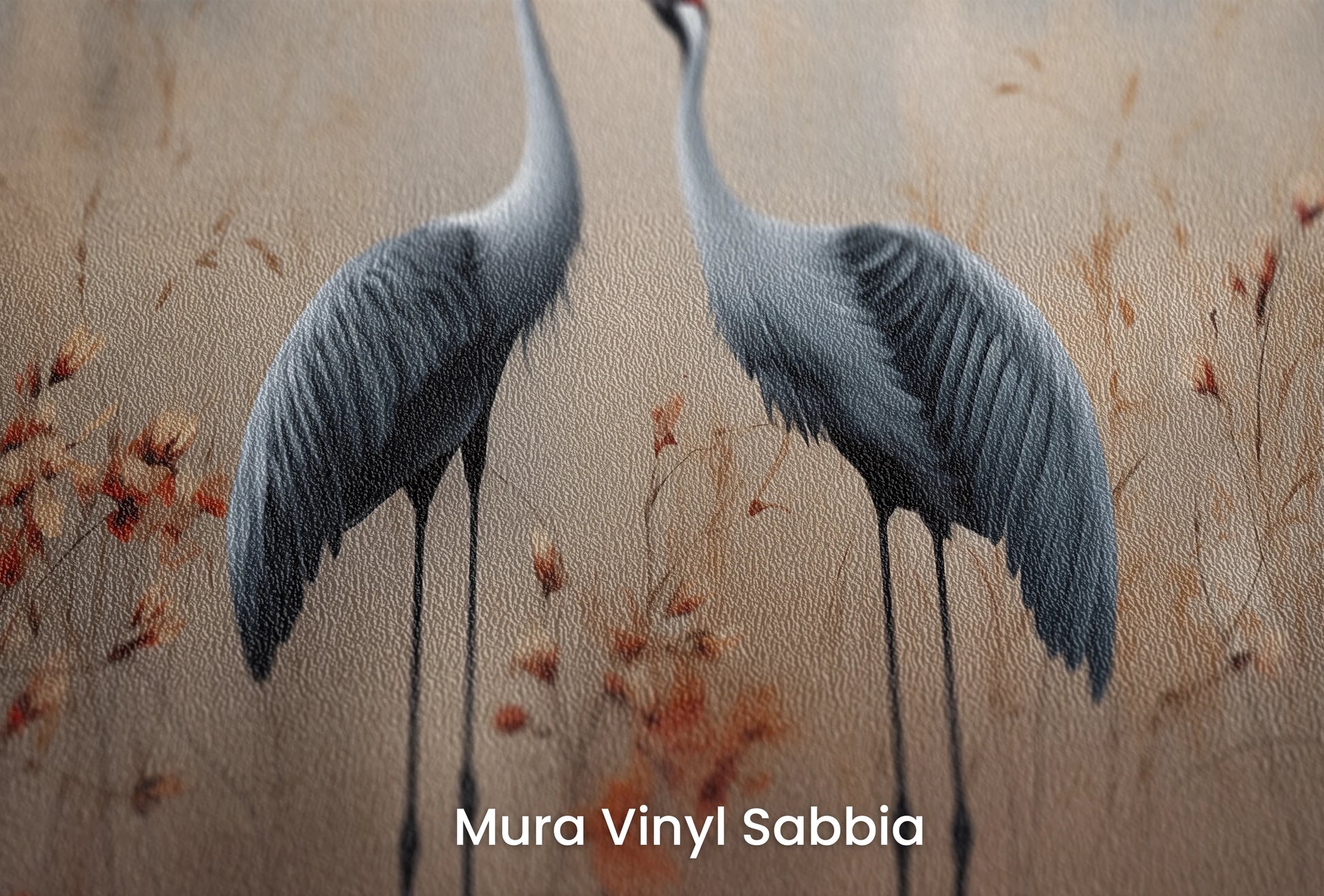 Zbliżenie na artystyczną fototapetę o nazwie Dawn's Embrace na podłożu Mura Vinyl Sabbia struktura grubego ziarna piasku.
