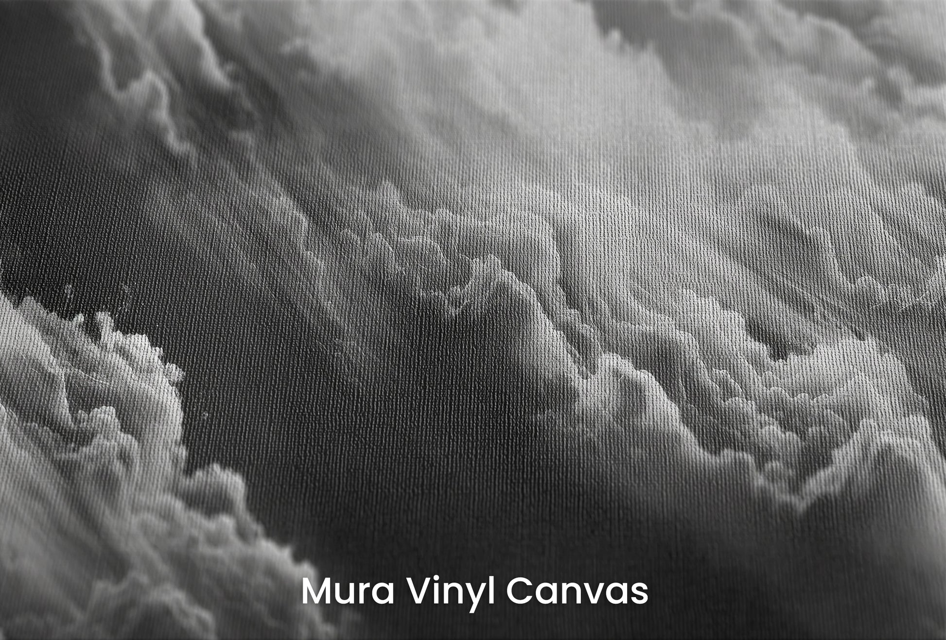 Zbliżenie na artystyczną fototapetę o nazwie Whispering Mists na podłożu Mura Vinyl Canvas - faktura naturalnego płótna.